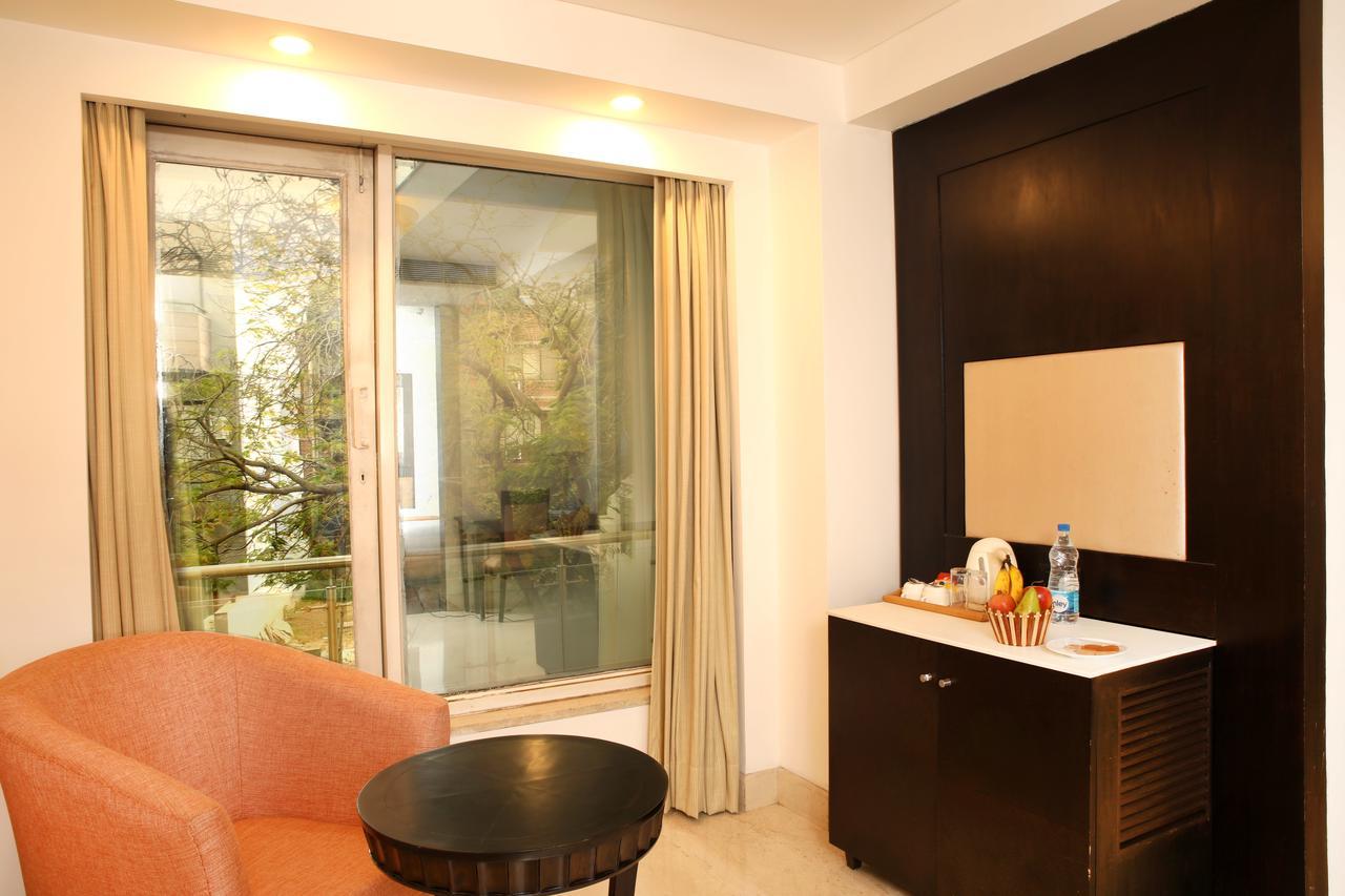 Inde Hotel Vista Woods Huda City Centre, Гургаон Экстерьер фото