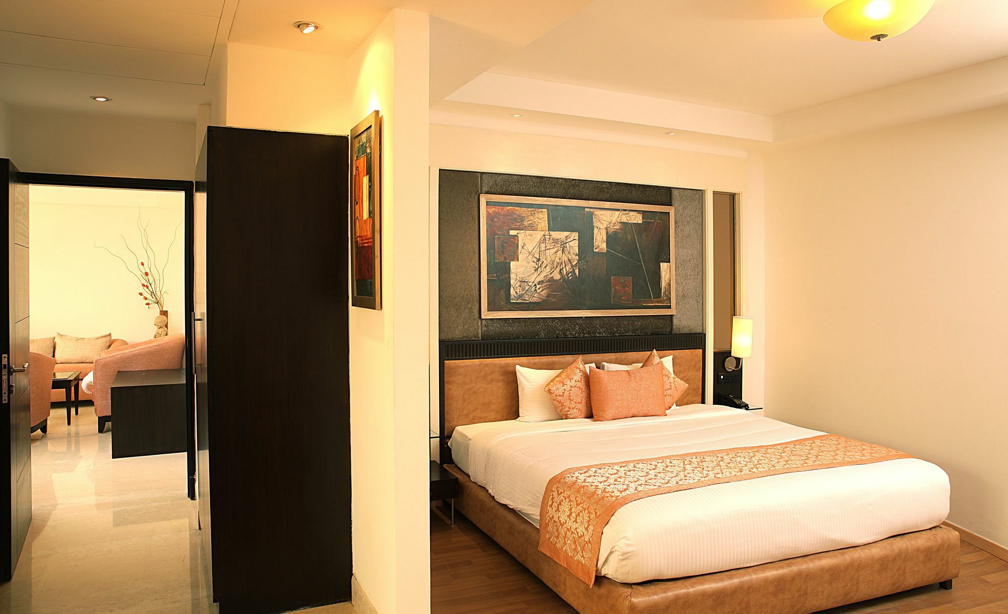 Inde Hotel Vista Woods Huda City Centre, Гургаон Экстерьер фото